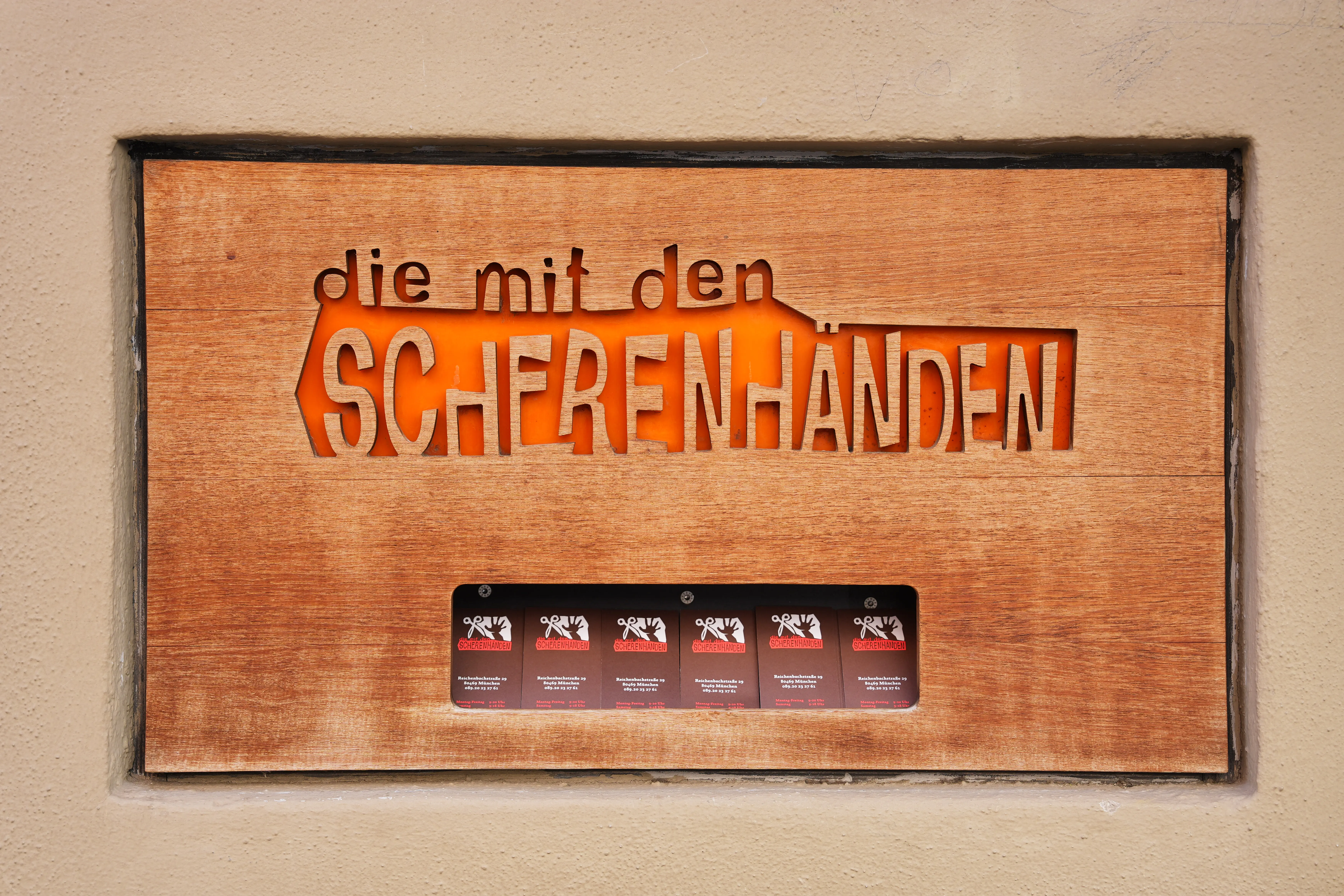 Friseursalon Die mit den Scherenhänden – Innenansicht München Gärtnerplatzviertel